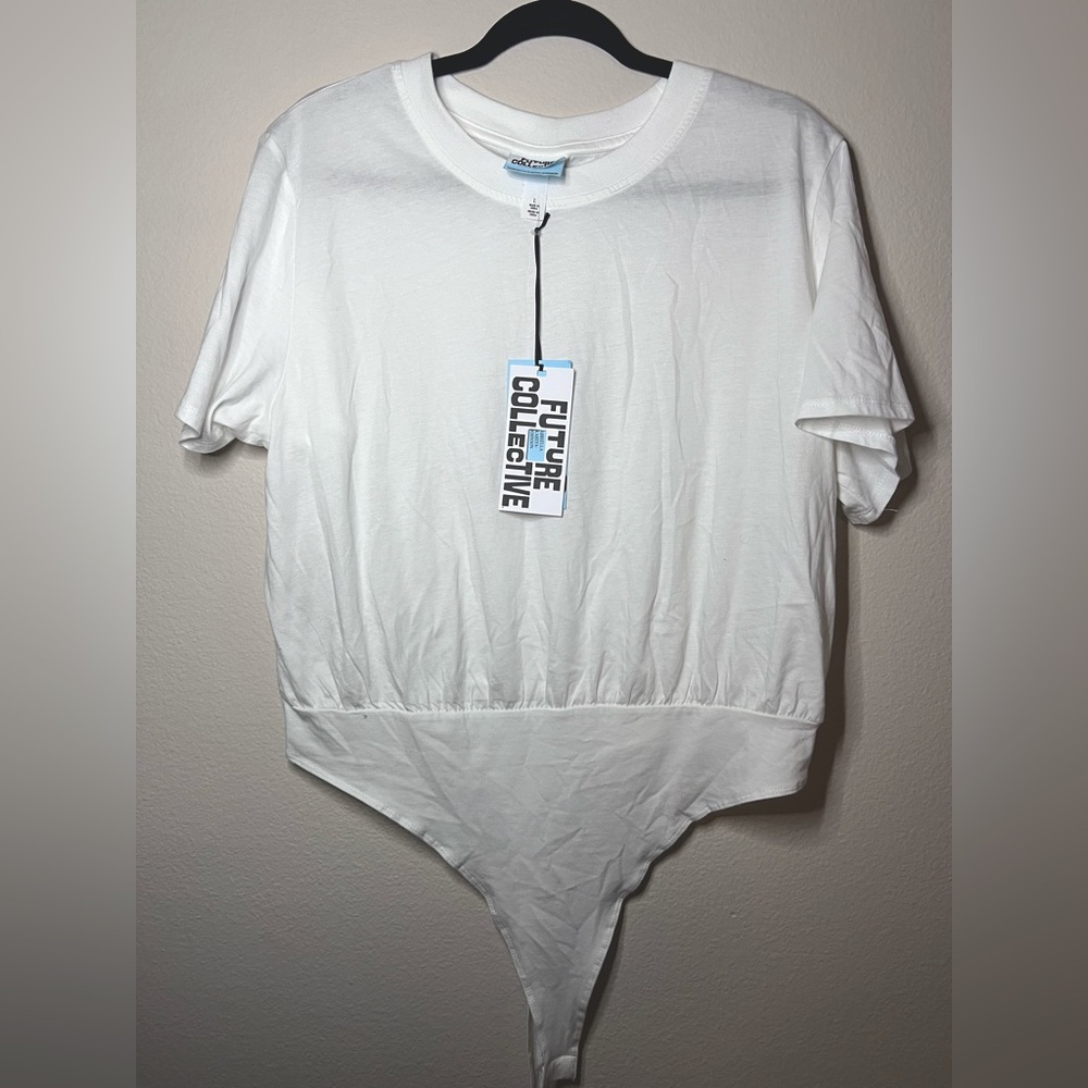 White T-shirt bodysuit